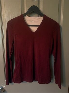 OGL V-Neck Long Sleeve Top in Wine